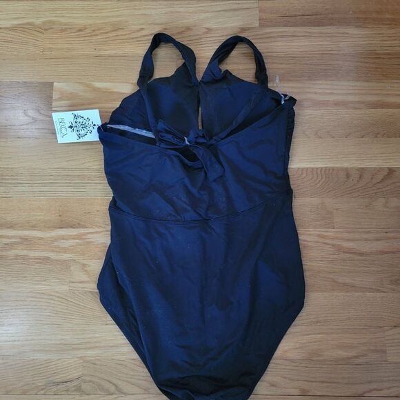 Becca by Rebecca Virtue Fine Line Tessa Crossover High Neck One-Piece Sz… - Picture 7 of 15